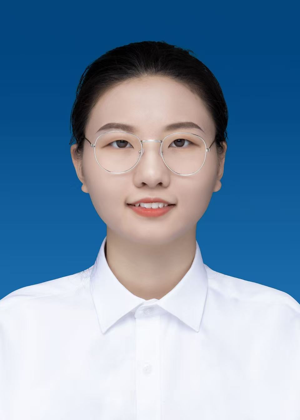 Jixuan Dong(董霁萱)